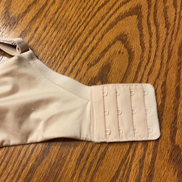 NWT Gilligan & O’Malley - nursing t-shirt bra with inner support 40D Mat… - Picture 10 of 10